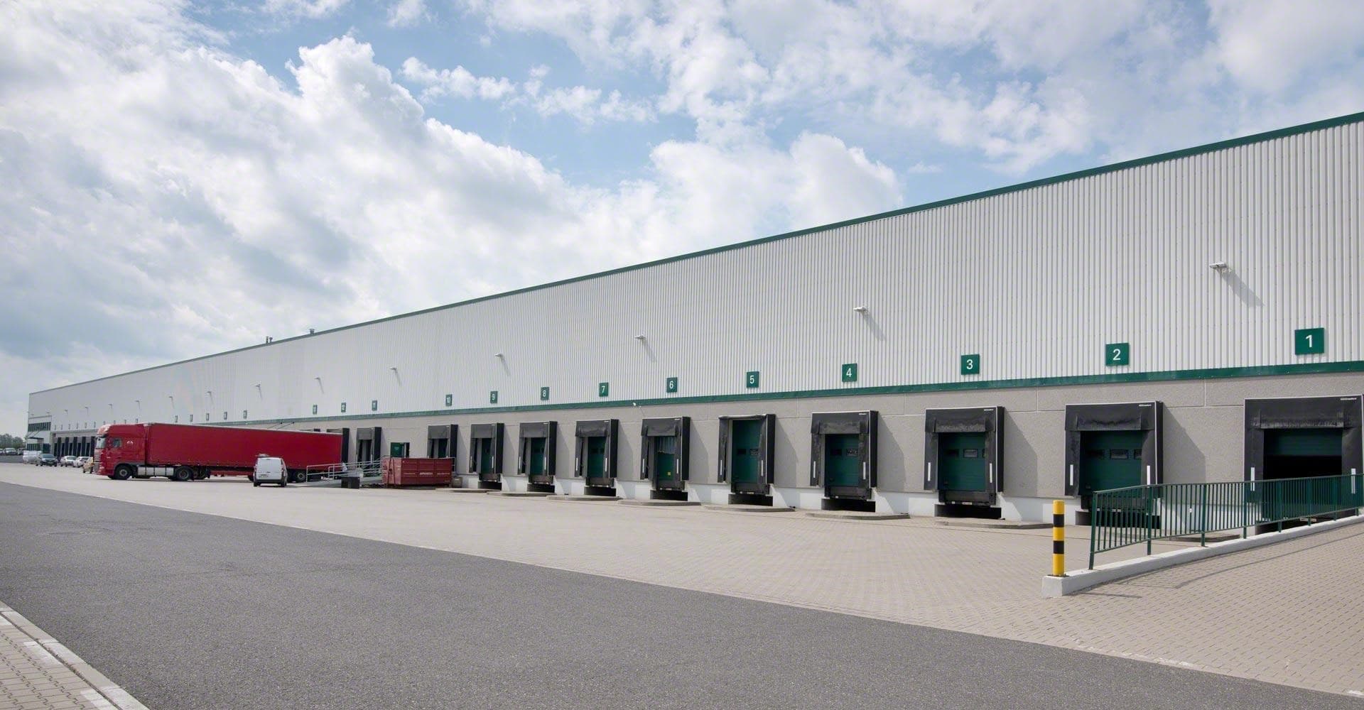 Entrepôt logistique — Bonabéri